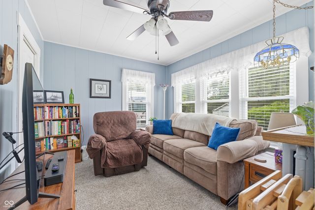 1101 E 10th Street, Anderson, IN 46012