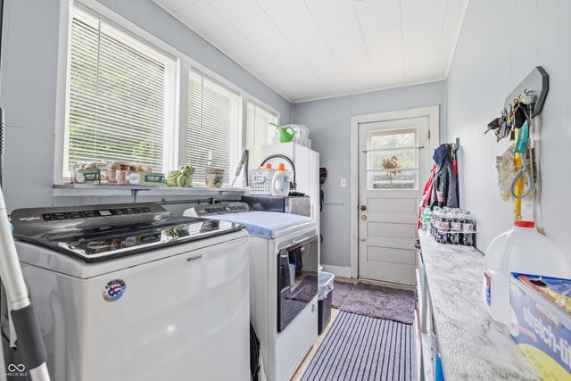 1101 E 10th Street, Anderson, IN 46012