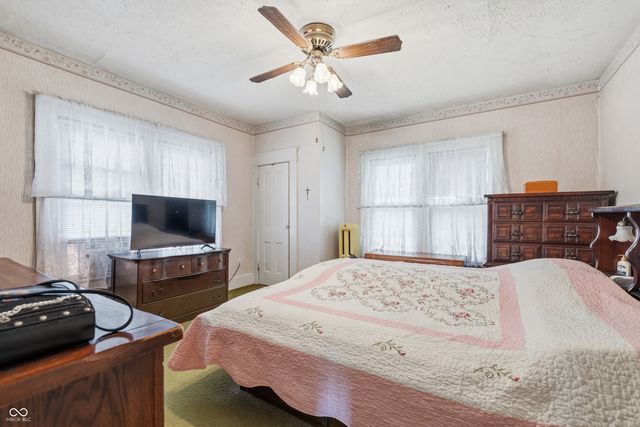 1101 E 10th Street, Anderson, IN 46012