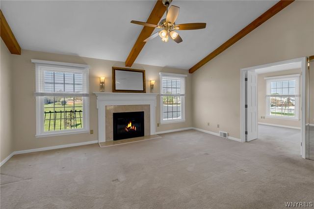 660 Youngs Road E, Amherst, NY 14221