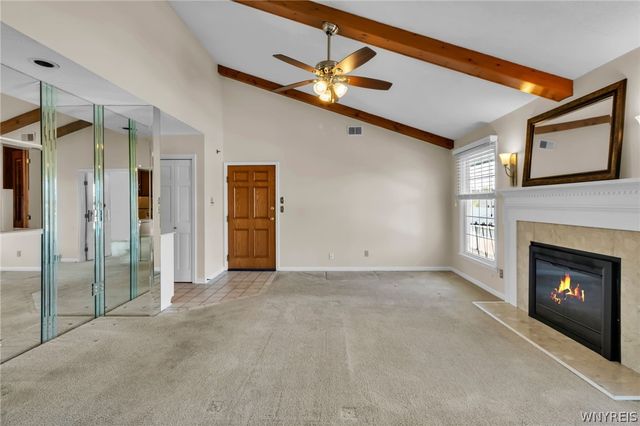 660 Youngs Road E, Amherst, NY 14221