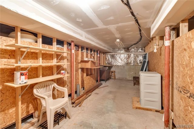 660 Youngs Road E, Amherst, NY 14221