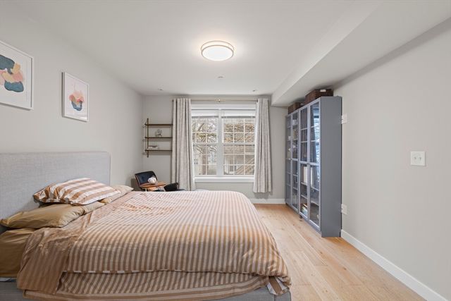 10-16 Everett 204, Boston, MA 02128