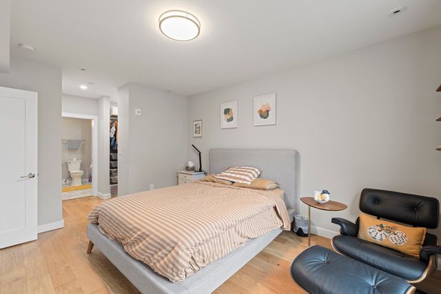 10-16 Everett 204, Boston, MA 02128