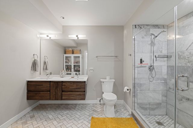 10-16 Everett 204, Boston, MA 02128