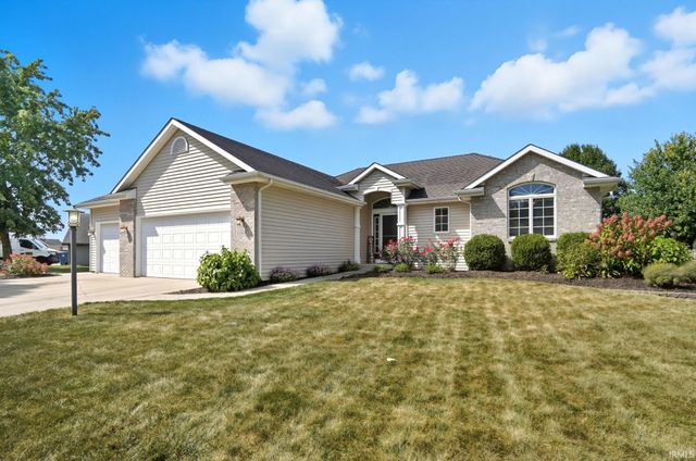 15905 Lebaron Lane, Huntertown, IN 46748