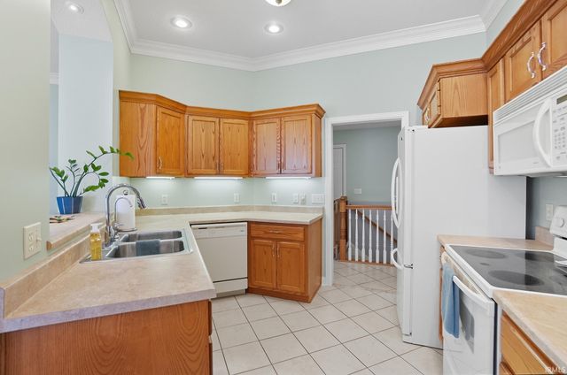 15905 Lebaron Lane, Huntertown, IN 46748