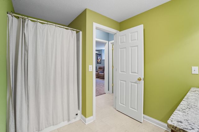 15905 Lebaron Lane, Huntertown, IN 46748