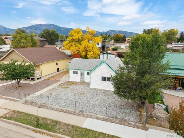 813 W 2nd St, Salida, CO 81201