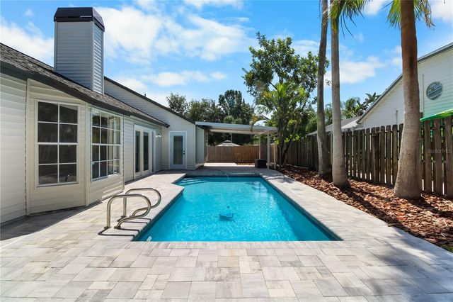 911 VALLEY VIEW CIRCLE, Palm Harbor, FL 34684