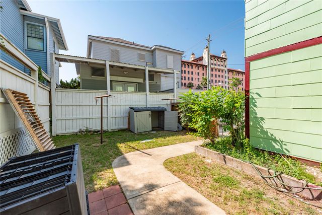 1816 20th Street, Galveston, TX 77550