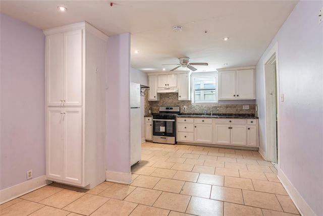 1816 20th Street, Galveston, TX 77550