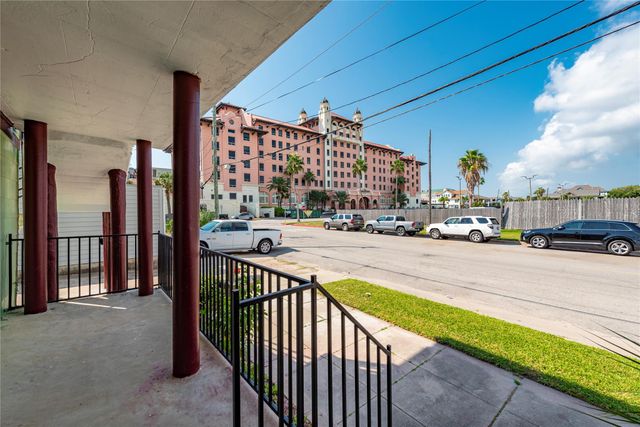 1816 20th Street, Galveston, TX 77550