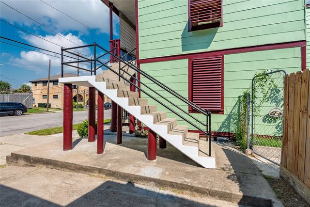 1816 20th Street, Galveston, TX 77550