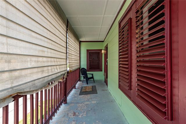 1816 20th Street, Galveston, TX 77550