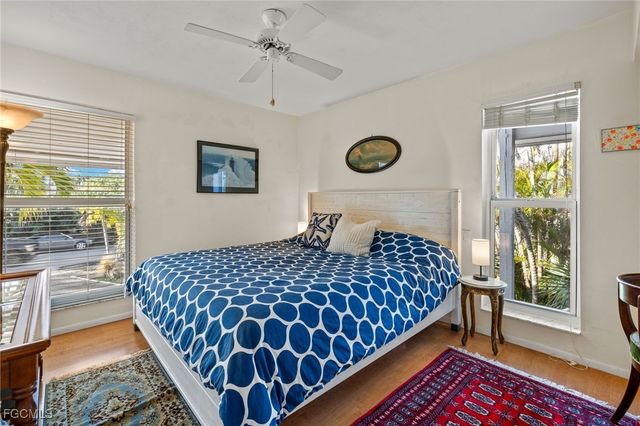 1440 Sandpiper CIR, Sanibel, FL 33957