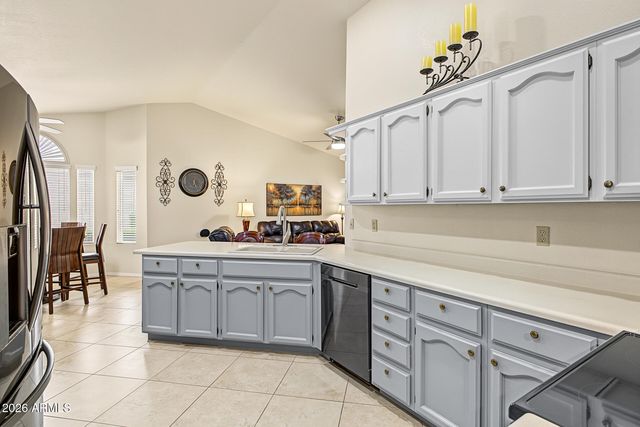 10423 E NACOMA Drive, Sun Lakes, AZ 85248