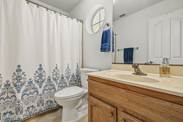 10423 E NACOMA Drive, Sun Lakes, AZ 85248