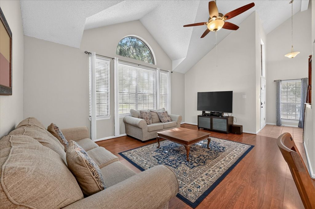 1632 Fuqua Drive, Flower Mound, TX 75028 — photo 3