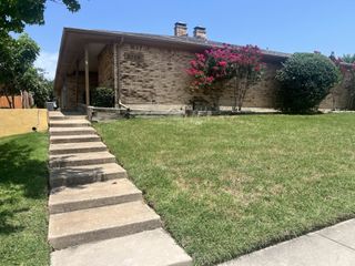 2029 Springwood Place A, Carrollton, TX 75006