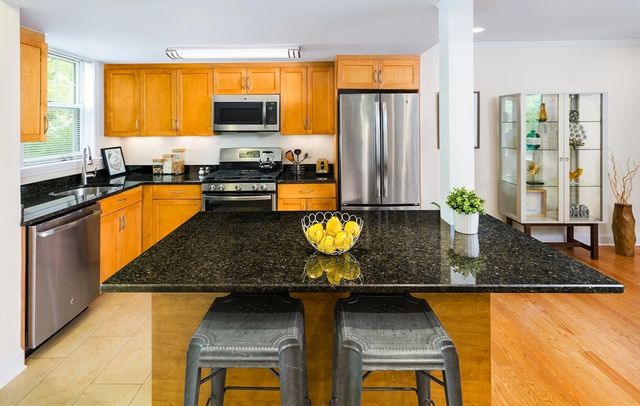 278 Independence Dr 278, Boston, MA 02467