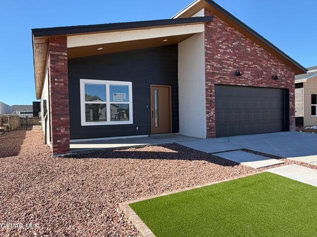 13872 CAROLINA PONCE Avenue, Horizon City, TX 79928