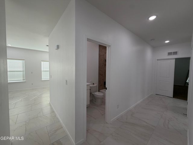 13872 CAROLINA PONCE Avenue, Horizon City, TX 79928