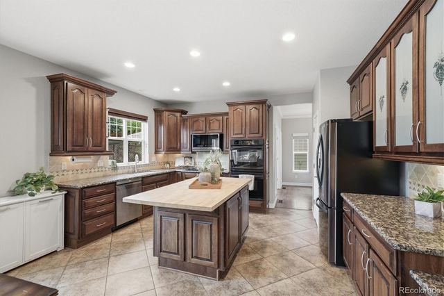 2212 Ridgetrail Drive, Castle Rock, CO 80104