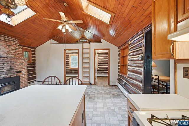 26 Clubhouse Avenue, West Milford, NJ 07480