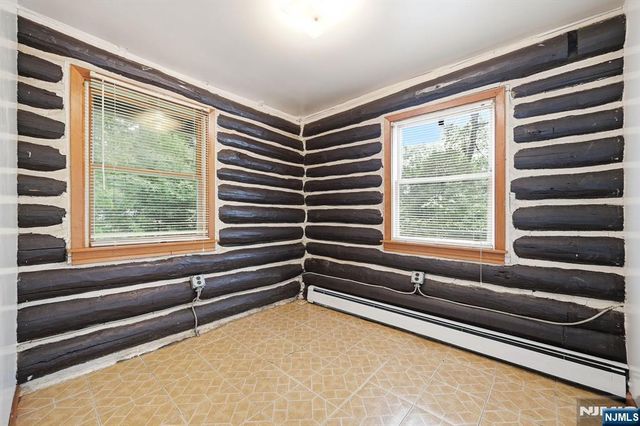 26 Clubhouse Avenue, West Milford, NJ 07480