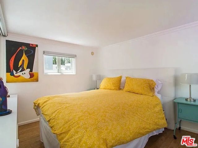 8661 Clifton Way 1, Beverly Hills, CA 90211