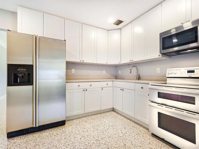 993 GARY STREET A & B, Sarasota, FL 34234