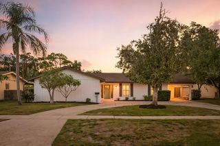 3307 NAKORA DRIVE, Tampa, FL 33618