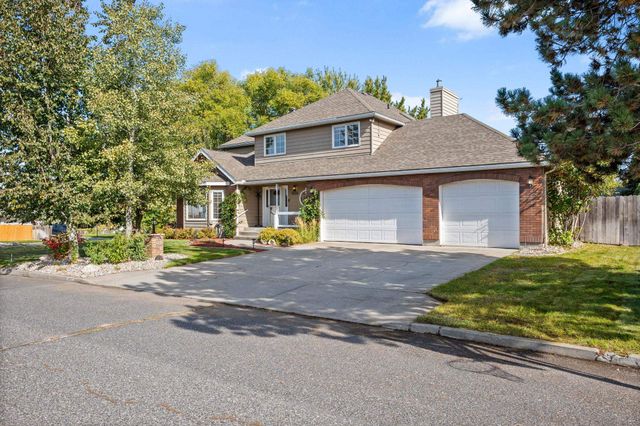 9806 N Ridgecrest Dr, Spokane, WA 99208