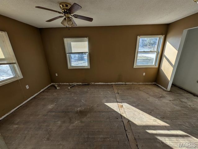 929 Caseyville Road, Caseyville, IL 62232