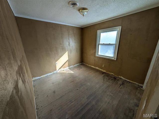 929 Caseyville Road, Caseyville, IL 62232