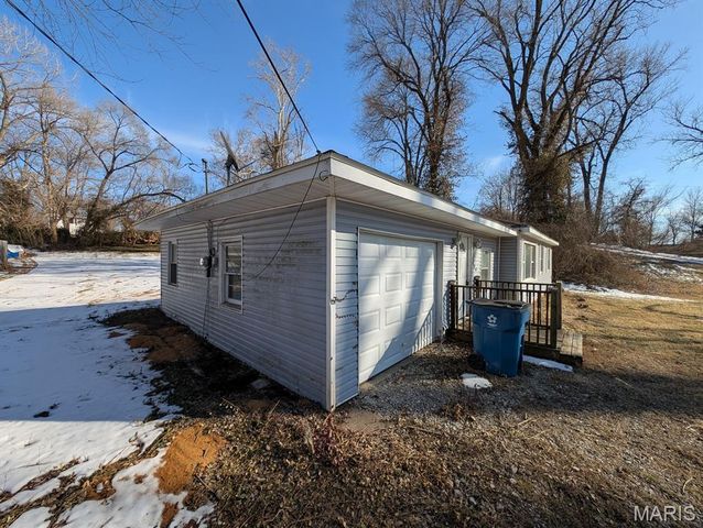 929 Caseyville Road, Caseyville, IL 62232