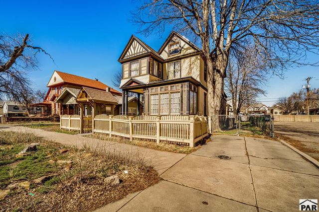 417 W 11th St, Pueblo, CO 81003