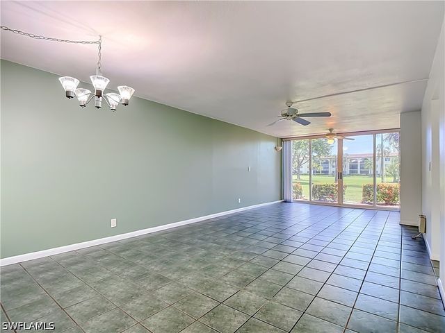 1086 Forest Lakes DR 102, Naples, FL 34105