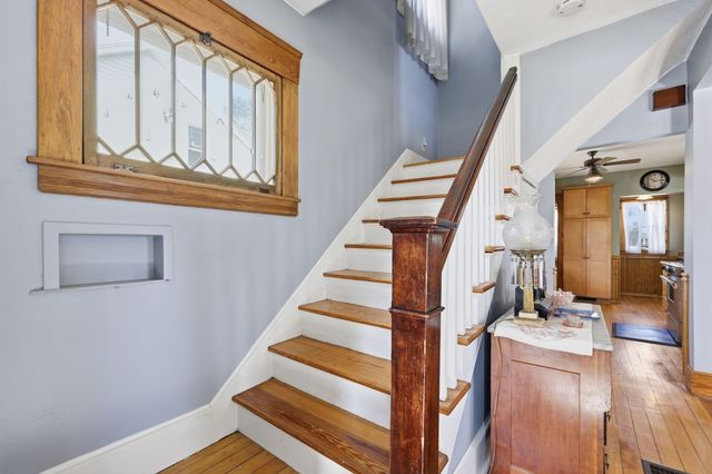22 Lemuel Ave, Chicopee, MA 01013