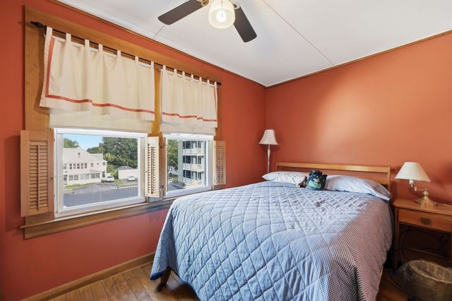 22 Lemuel Ave, Chicopee, MA 01013