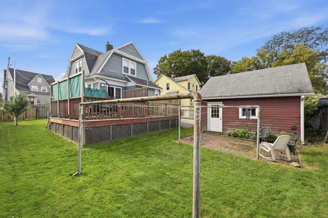 22 Lemuel Ave, Chicopee, MA 01013