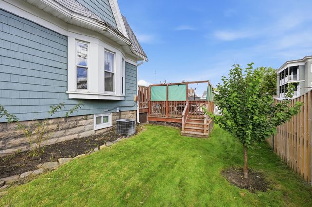 22 Lemuel Ave, Chicopee, MA 01013