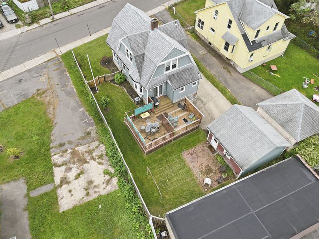 22 Lemuel Ave, Chicopee, MA 01013
