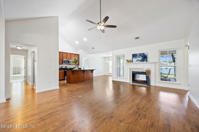 345 DANIEL TRENT Way, Kingsland, GA 31548