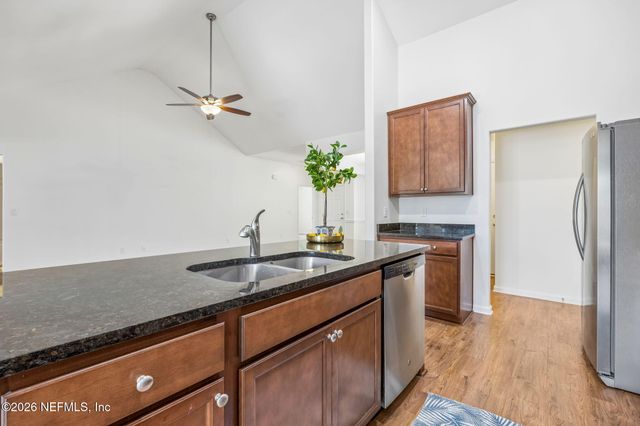 345 DANIEL TRENT Way, Kingsland, GA 31548
