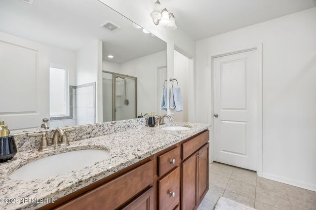 345 DANIEL TRENT Way, Kingsland, GA 31548