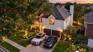 308 Riverwalk Lane, Irving, TX 75063