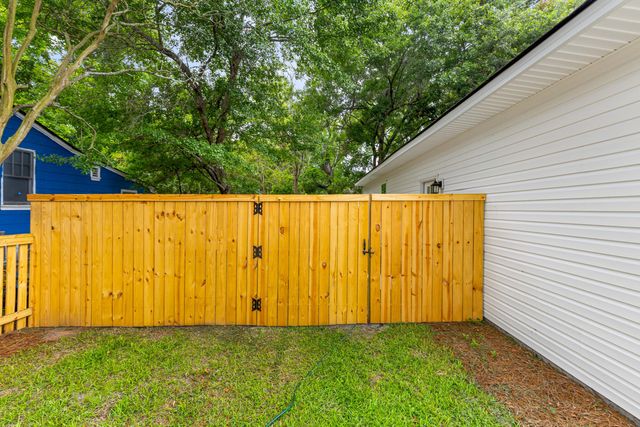 2620 Stark Lane, North Charleston, SC 29405