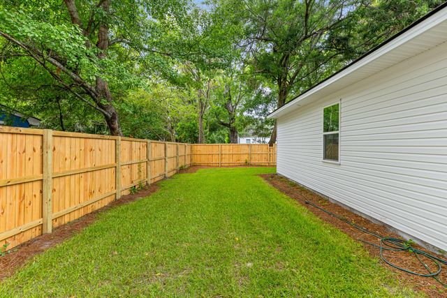 2620 Stark Lane, North Charleston, SC 29405